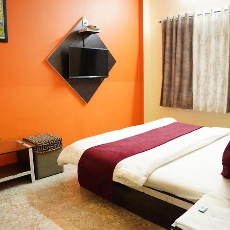 Hotel Mahishmati Palace Maheshwar Extérieur photo