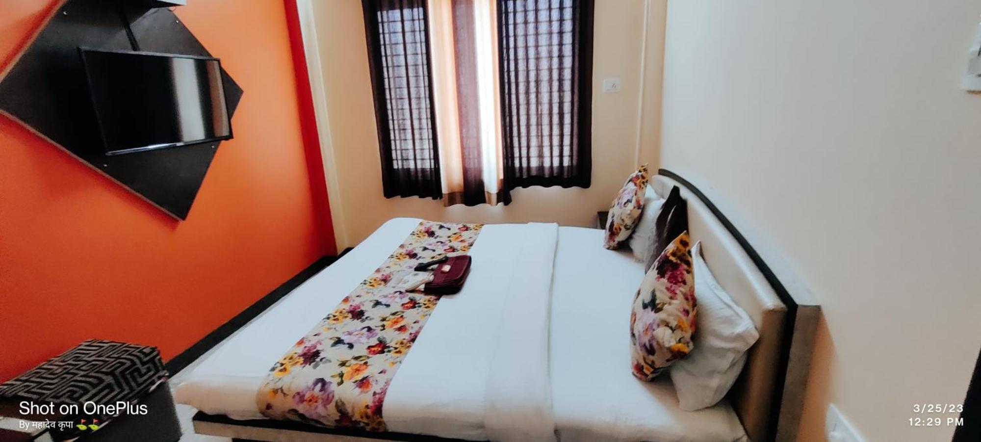 Hotel Mahishmati Palace Maheshwar Chambre photo