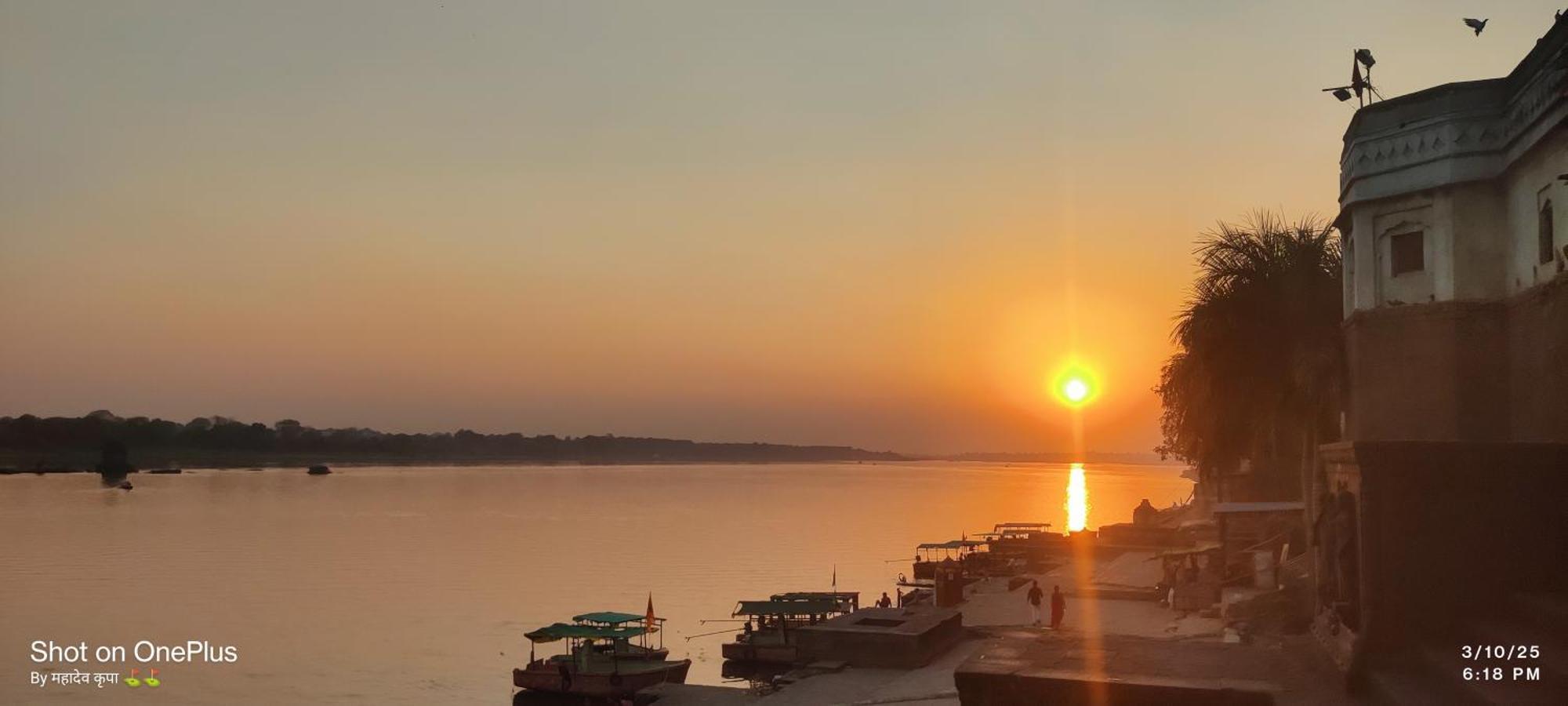 Hotel Mahishmati Palace Maheshwar Extérieur photo